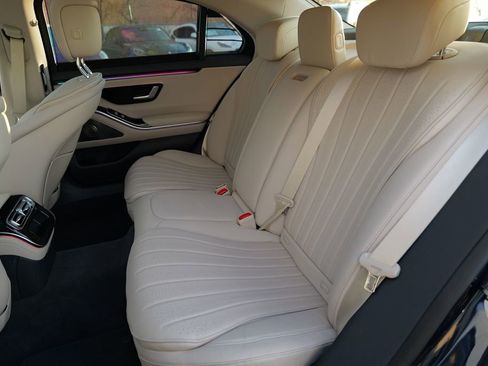 Used 2022 Mercedes-Benz S 500 4MATIC image 31