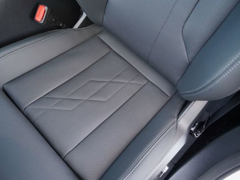 New 2026 BMW X3 xDrive30 w/ Premium Package image 11