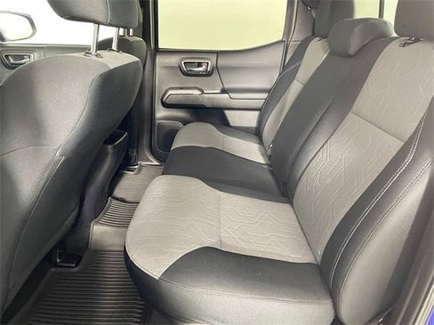 Used 2023 Toyota Tacoma TRD Sport image 16