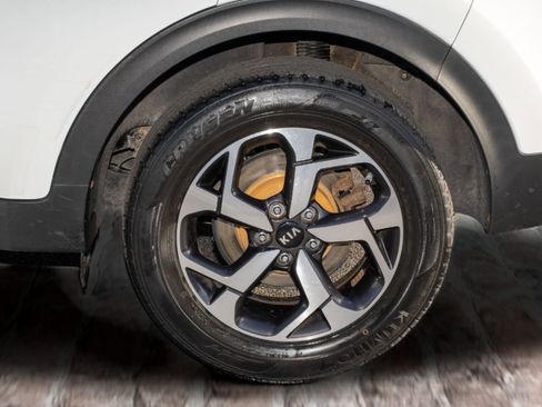 Used 2021 Kia Sportage LX image 38