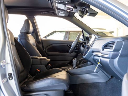 Used 2025 Subaru Forester Touring w/ Popular Package - Touring image 26