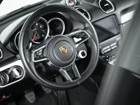 Used 2025 Porsche 718 Cayman RWD image 95