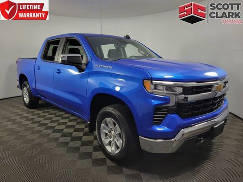 Used 2025 Chevrolet Silverado 1500 LT AWD/4WD image 1