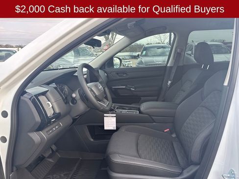 New 2026 Nissan Pathfinder SV image 10