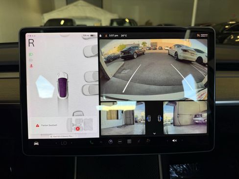 Used 2019 Tesla Model 3 Standard Range Plus image 4