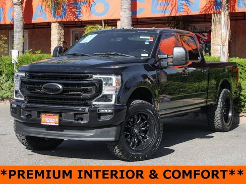 Used 2020 Ford F250 Platinum w/ FX4 Off-Road Package image 4