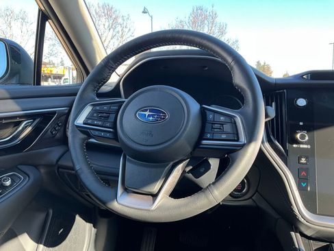 Used 2025 Subaru Outback Limited image 20