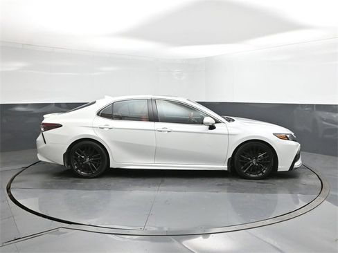 Used 2022 Toyota Camry XSE w/ Cold Weather Package image 26