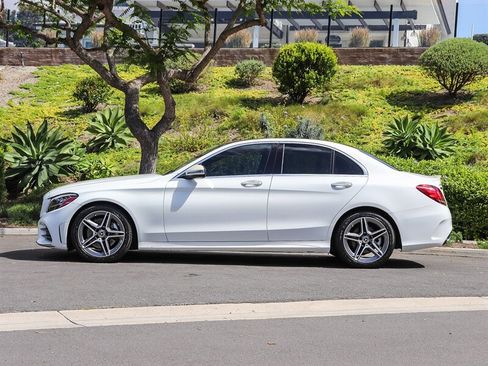 Used 2021 Mercedes-Benz C 300 Sedan image 2