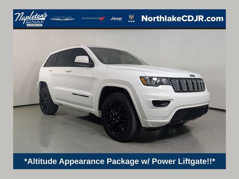 Used 2021 Jeep Grand Cherokee Laredo X AWD/4WD image 1