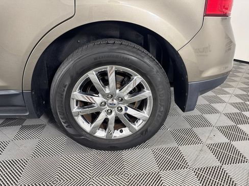 Used 2012 Ford Edge SEL FWD image 33
