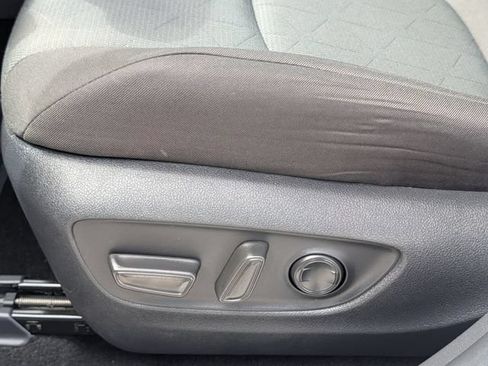 Used 2025 Toyota RAV4 XLE w/ Convenience Package FWD image 25