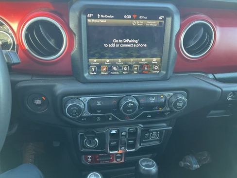 Used 2023 Jeep Wrangler Unlimited Rubicon image 28