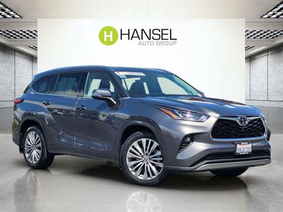 Used 2022 Toyota Highlander Platinum