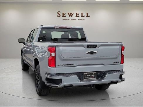 Used 2024 Chevrolet Silverado 1500 RST AWD/4WD image 3