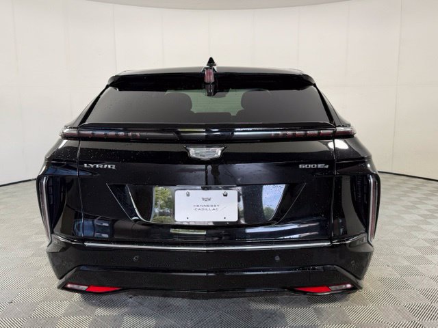 Certified 2024 Cadillac Lyriq Luxury AWD/4WD image 8