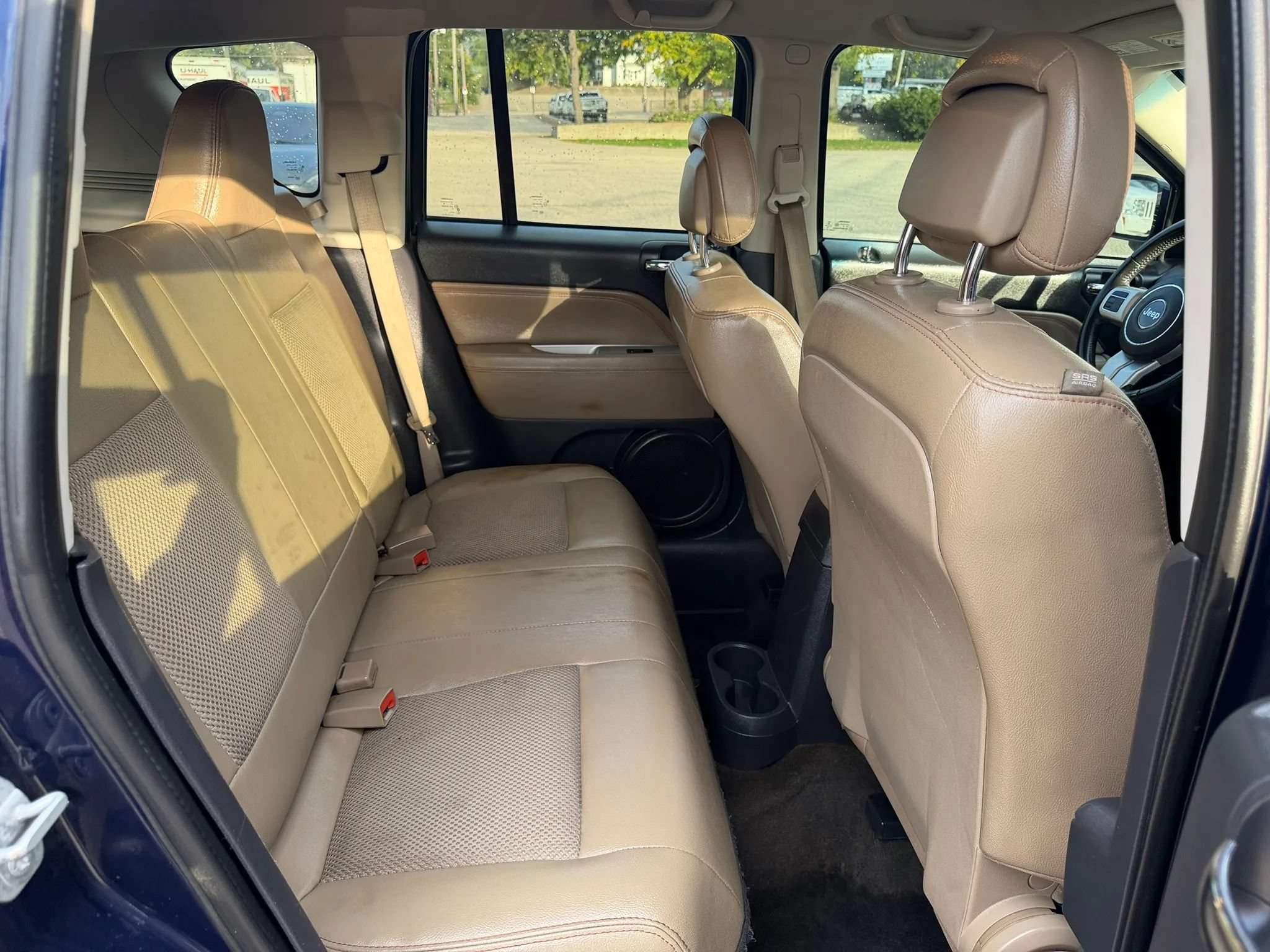 Used 2017 Jeep Compass Latitude FWD image 18