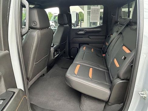 Certified 2024 GMC Sierra 1500 AT4 w/ Technology Package AWD/4WD image 33