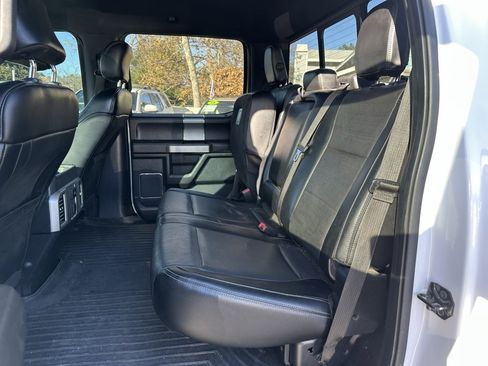 Used 2015 Ford F150 Lariat image 7