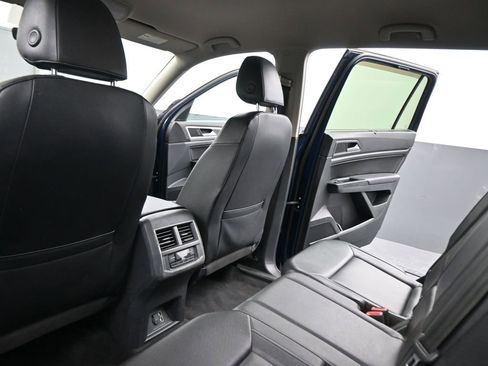 Used 2018 Volkswagen Atlas SE image 43