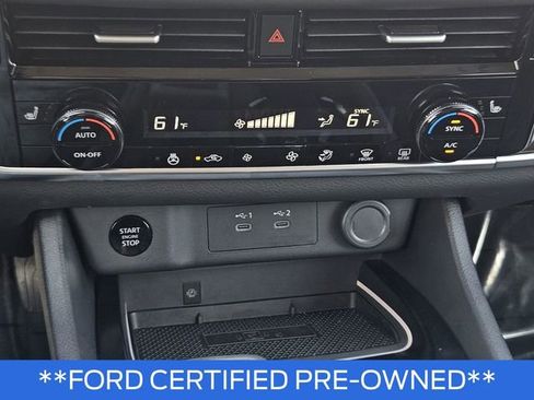 Used 2026 Nissan Rogue SL FWD image 29