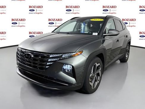 Used 2023 Hyundai Tucson Limited w/ Winter Package FWD image 4