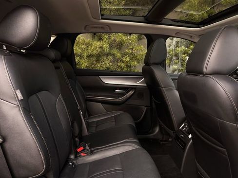 Used 2024 MAZDA CX-90 3.3 Turbo S image 32