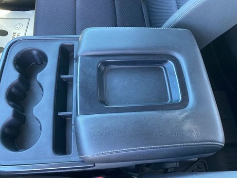 Used 2018 Chevrolet Silverado 1500 LT w/ Texas Edition image 26