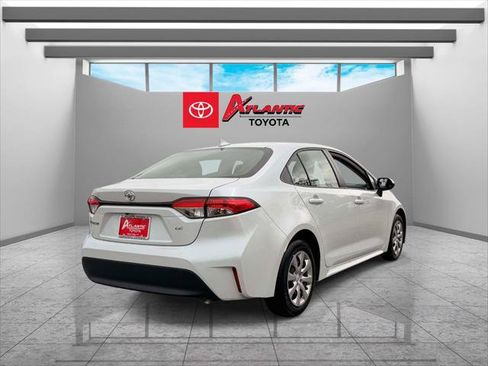 Certified 2024 Toyota Corolla LE FWD image 6