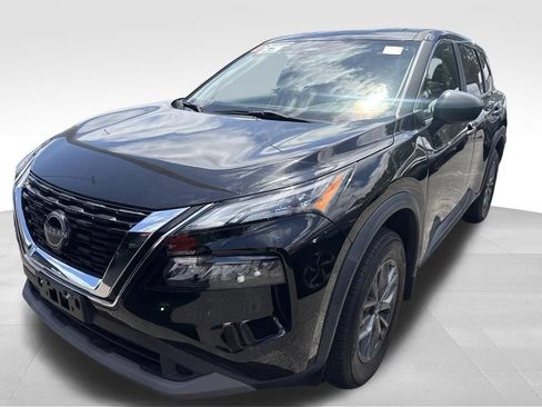 Used 2023 Nissan Rogue S FWD image 2