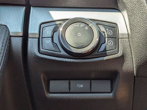 Used 2012 Ford Explorer XLT AWD/4WD image 13