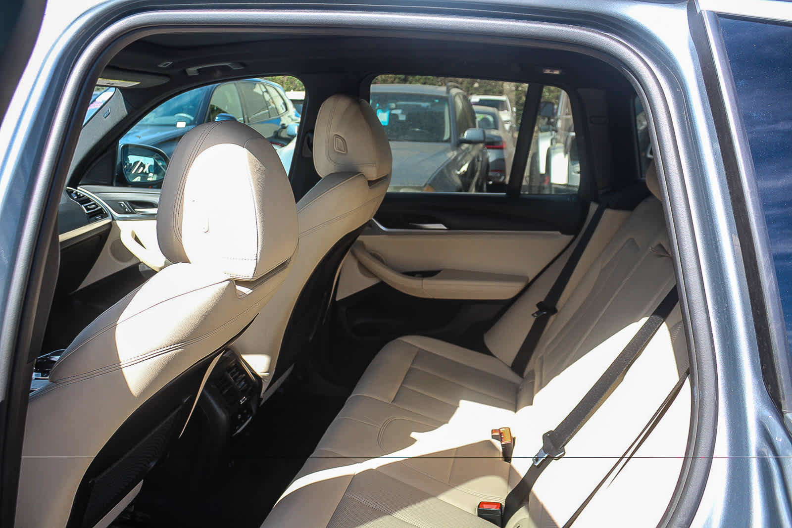 Used 2024 BMW X3 sDrive30i w/ Convenience Package RWD image 16