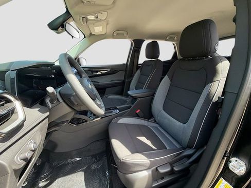 New 2026 Chevrolet TrailBlazer LT FWD image 21