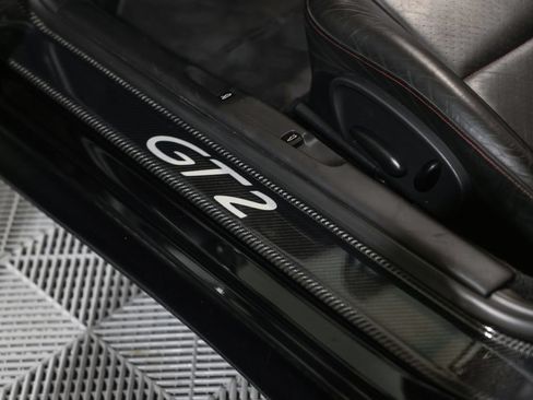 Used 2003 Porsche 911 GT2 RWD image 31