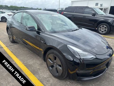 Used 2022 Tesla Model 3 Long Range image 1