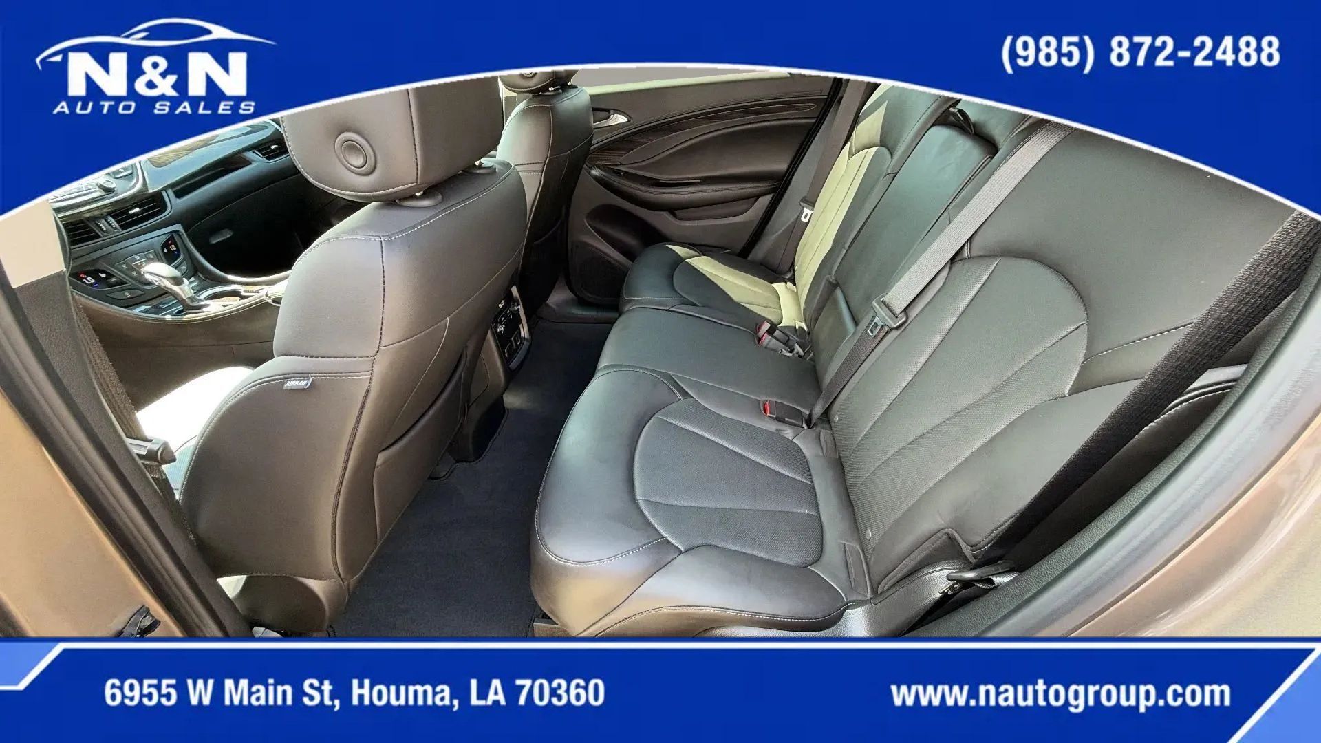 Used 2019 Buick Envision Essence FWD image 16