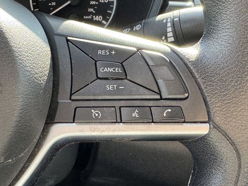 Used 2023 Nissan Altima 2.5 SV image 19