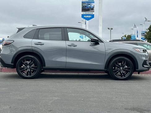 New 2026 Honda HR-V Sport image 2
