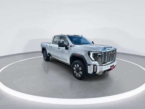 Used 2024 GMC Sierra 2500 Denali w/ Denali Reserve Package AWD/4WD image 2