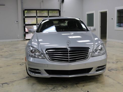 Used 2013 Mercedes-Benz S 550 4MATIC image 4