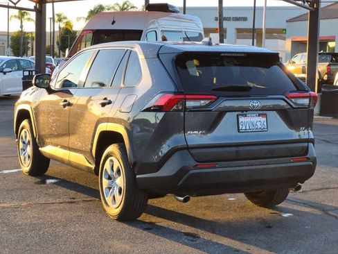 Used 2025 Toyota RAV4 LE image 8