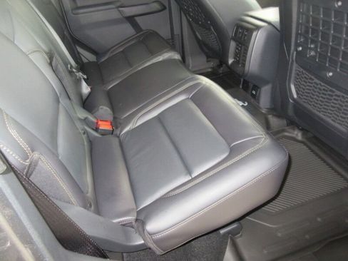 New 2025 Ford Bronco Badlands image 29