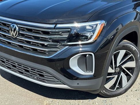 New 2026 Volkswagen Atlas SE image 8