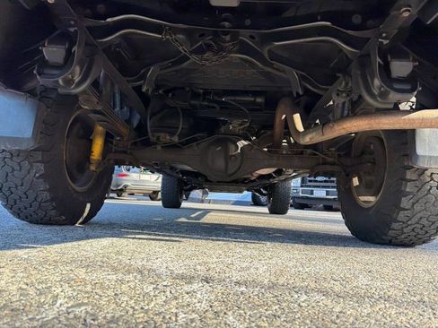 Used 2018 Toyota Tacoma SR5 image 12