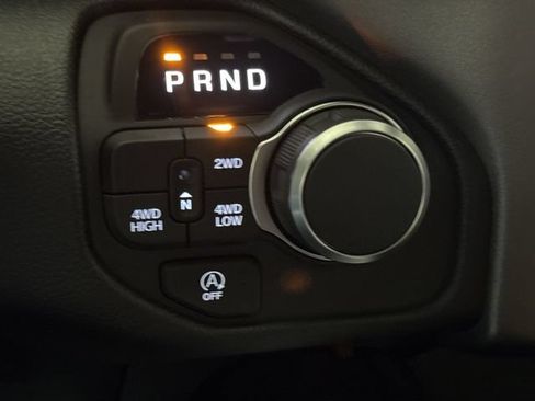 New 2026 RAM 1500 Express AWD/4WD image 17