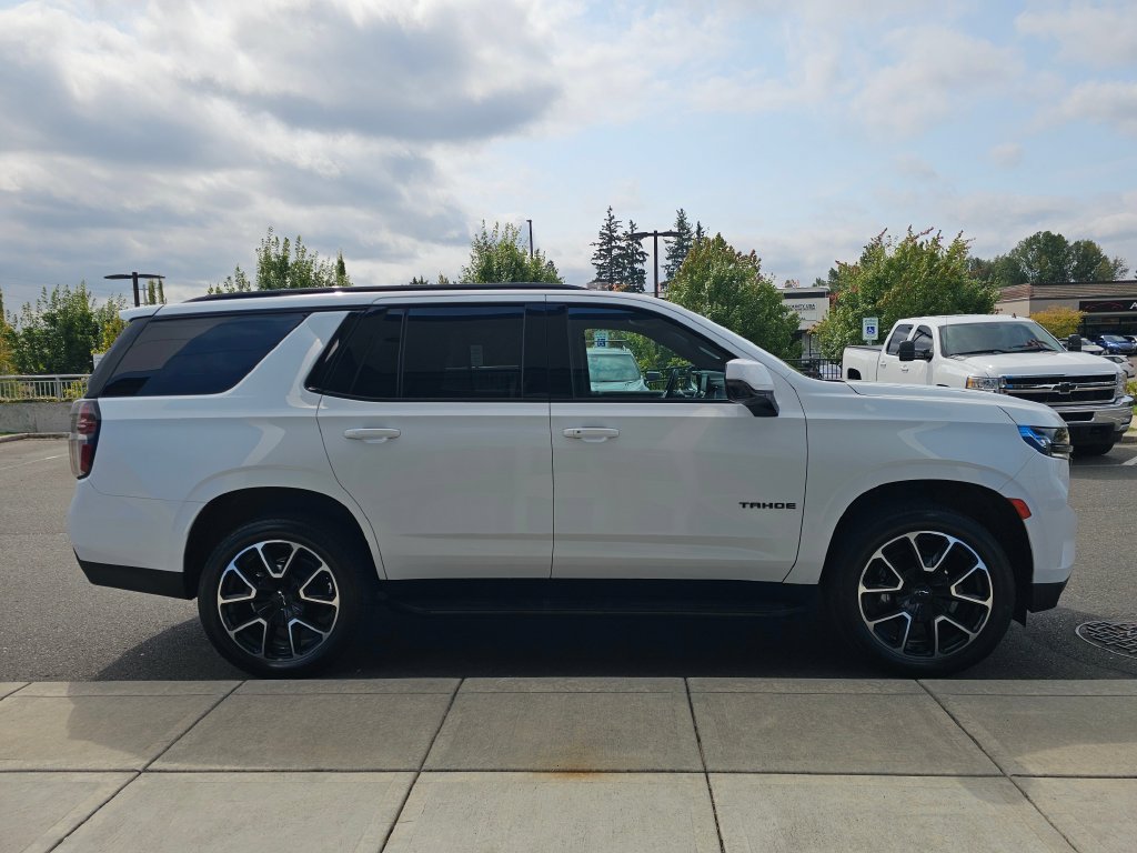 Used 2023 Chevrolet Tahoe RST w/ Luxury Package AWD/4WD image 9