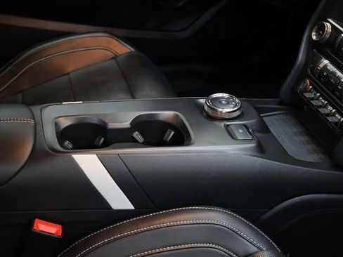 Used 2021 Ford Mustang Shelby GT500 w/ Technology Package image 99