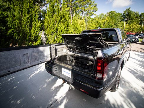 Used 2018 Honda Ridgeline RTL-E image 32
