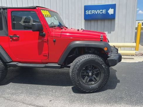 Used 2015 Jeep Wrangler Sport w/ Quick Order Package 24S AWD/4WD image 17