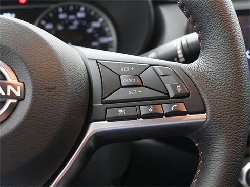 New 2025 Nissan Versa SR w/ Trunk Package image 2